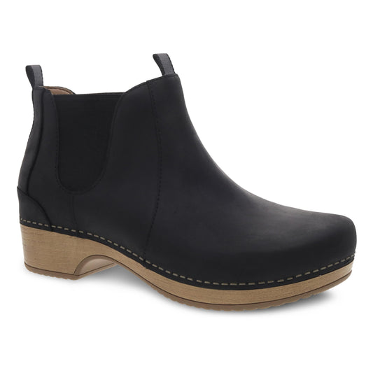 Becka Black Oiled Pull Up | Dansko Women